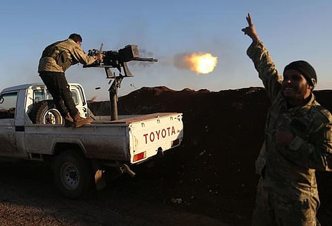 சிரியாவில் நடந்த தாக்குதலில் அப்பாவி மக்கள் 7 பேர் உள்பட 10 பேர் சாவு