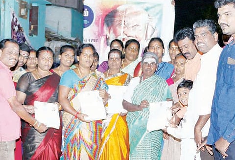 மாவட்டந்தோறும் ரஜினி மக்கள் மகளிர் மன்றம் விரைவில் அணி தலைவி நியமனம்