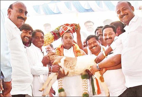 கர்நாடகத்தில் மீண்டும் காங்கிரஸ் ஆட்சியை பிடிக்கும் முதல்-மந்திரி சித்தராமையா பேச்சு