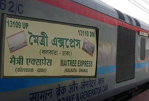 மைத்ரீ எக்ஸ்பிரெசில் வங்காளதேச பெண்ணிடம் தவறாக நடந்த எல்லை பாதுகாப்பு படை வீரர் சஸ்பெண்டு