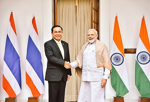 தாய்லாந்து பிரதமருடன் மோடி இன்று இருதரப்பு பேச்சுவார்த்தை நடத்தினார்