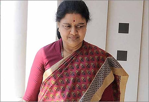 பெங்களூரு சிறையில் சசிகலாவிடம் விசாரணை நடத்த ஆறுமுகசாமி ஆணையம் திட்டம்