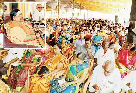 அனைத்து பள்ளிக்கூடங்களிலும் நூலகங்களை உருவாக்க வேண்டும்