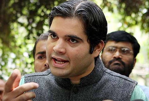 பணக்கார எம்.பிக்கள் சம்பளம் இல்லாமல் பணியாற்றுங்கள்: வருண் காந்தி