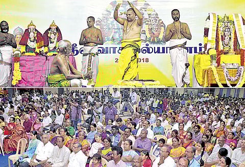 இந்து ஆன்மிக கண்காட்சி நிறைவு நாளில் சீனிவாச திருக்கல்யாணம் கோலாகலம்