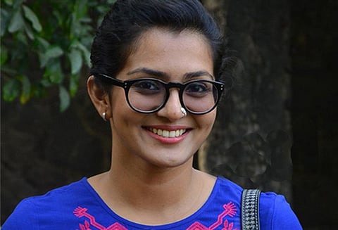 மம்முட்டியுடன் மோதல்: “எனக்கு கொலை மிரட்டல் வருகிறது” என்கிறார், நடிகை பார்வதி