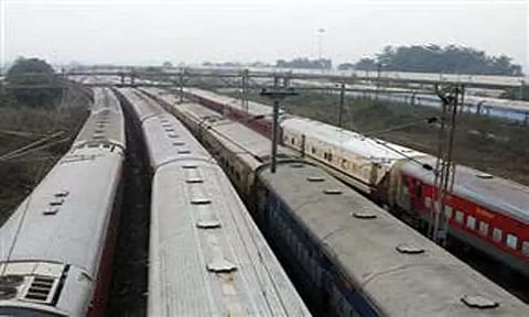 இந்தியா- வங்காளதேசம் இடையே மீண்டும் தொடங்கும் ரயில்சேவை