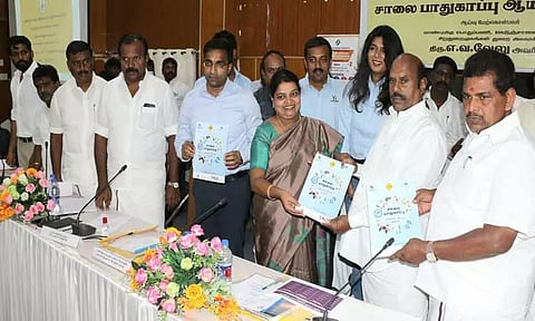 விபத்துகள் இல்லாத மாவட்டமாக தூத்துக்குடியை மாற்ற வேண்டும்; அமைச்சர் எ.வ.வேலு பேச்சு