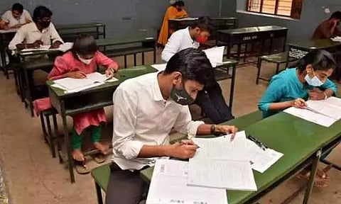 தமிழகம் முழுவதும் நாளை குரூப்-2 தேர்வு நடக்கிறது