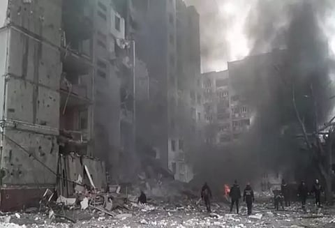 கிழக்கு உக்ரைனில் ரஷியா உக்கிர தாக்குதலில் 13 பேர் பலி