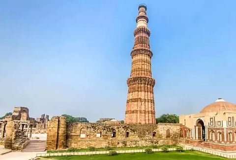 ஞானவாபி மசூதியை தொடர்ந்து குதுப்மினார் வளாகத்தில் ஆய்வு செய்ய திட்டமா? மத்திய கலாச்சாரத்துறை மந்திரி பதில்