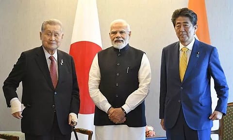 ஜப்பான் முன்னாள் பிரதமர்களுடன் இந்திய பிரதமர் மோடி சந்திப்பு