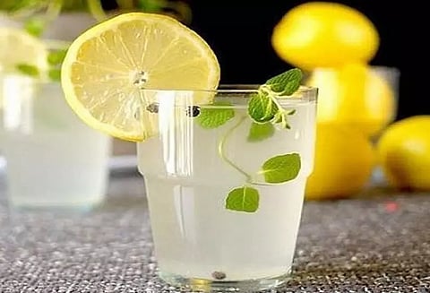 எலுமிச்சை ஜூஸ் ஏற்படுத்தும் பக்க விளைவுகள்