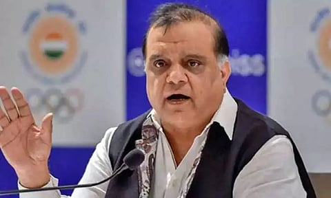 இந்திய ஒலிம்பிக் சங்க தலைவர் பதவியில் இருந்து நரிந்தர் பத்ரா நீக்கம்