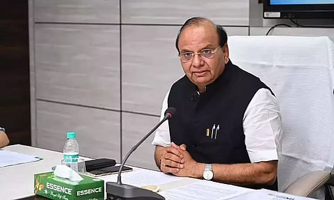 டெல்லியின் புதிய துணைநிலை கவர்னராக வினய்குமார் சக்சேனா பதவியேற்பு..!