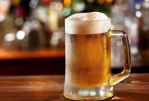 சிங்கப்பூரில் கழிவுநீரில் இருந்து தயாரிக்கப்பட்ட "பீர்" விற்பனை..!