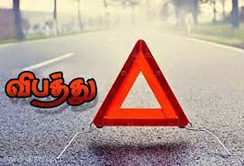 ஜல்னாவில் அரசு பஸ் மீது டெம்போ மோதி 5 பேர் பலி