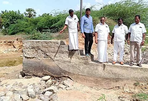 மழையில் அடித்து செல்லப்பட்ட தடுப்பணை சீரமைக்கப்படும்