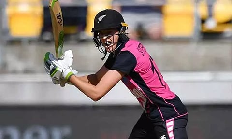 நியூசிலாந்து பெண்கள் கிரிக்கெட் அணியின் துணை கேப்டன் ஓய்வு பெறுவதாக அறிவிப்பு