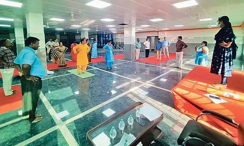 சென்னை சாஸ்திரிபவனில் மத்திய அரசு ஊழியர்களுக்கு இலவச யோகா பயிற்சி