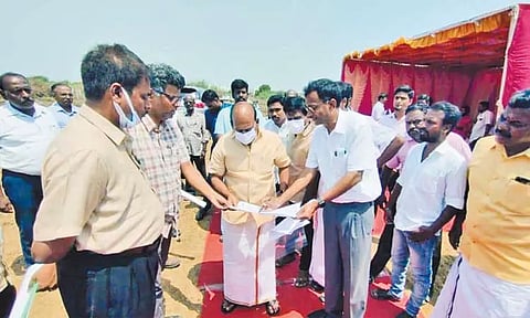 ரூ.70 கோடியில் அடையாறு ஆற்றை அகலப்படுத்தும் பணி - அமைச்சர் தா.மோ.அன்பரசன் தொடங்கி வைத்தார்