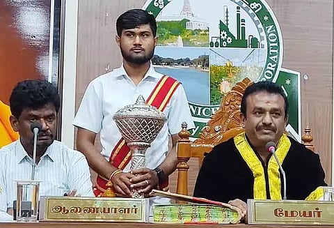 ரூ.20 கோடியில் எல்.இ.டி.விளக்குகள் அமைக்கப்படும்