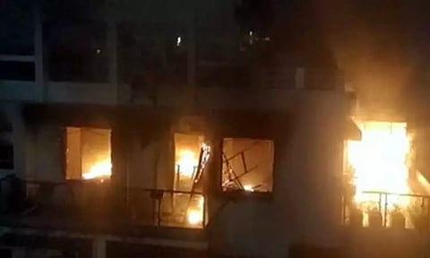 திருவான்மியூரில் அடுக்குமாடி குடியிருப்பில் தீ விபத்து