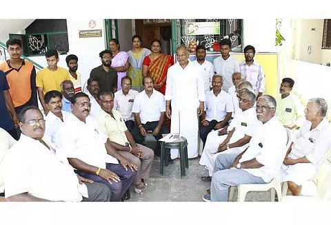 மாநிலங்களவை வேட்பாளராக சி.வி.சண்முகம் அறிவிப்பு: அ.தி.மு.க. கூட்டத்தில் கட்சி தலைமைக்கு நன்றி தெரிவித்து தீர்மானம்