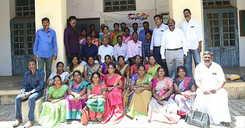 முன்னாள் மாணவர்கள் சந்திப்பு