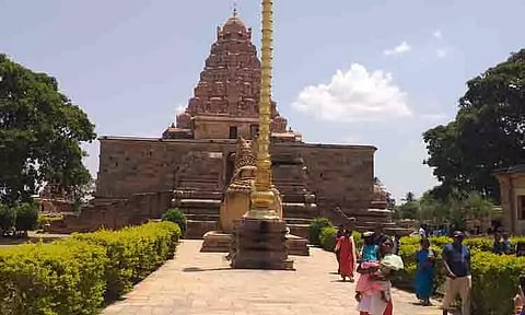 பிரகதீஸ்வரர் கோவிலில் சுற்றுலா பயணிகள் வருகை அதிகரிப்பு