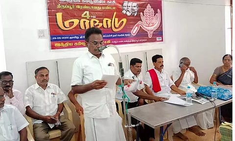 நூல் விலை உயர்வை கட்டுப்படுத்த மத்திய அரசு நடவடிக்கை எடுக்க வேண்டும்