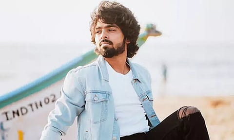 ஜி.வி.பிரகாஷ் நடிக்கும் புதிய படத்தின் பர்ஸ்ட்லுக் போஸ்டர் வெளியீடு..!