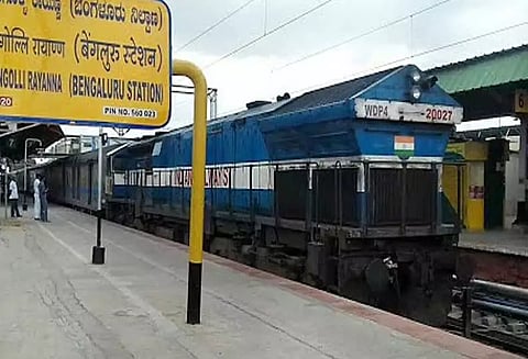 மாரிகுப்பம்-பெங்களூரு 'மெமு' ரெயில் வழக்கம்போல் இயங்கும்