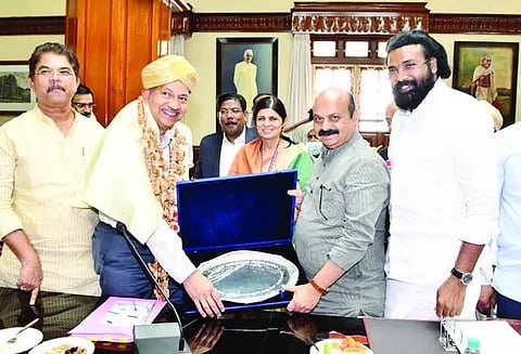 கர்நாடக தலைமை செயலாளர் ரவிக்குமாருக்கு பிரிவு உபசார விழா