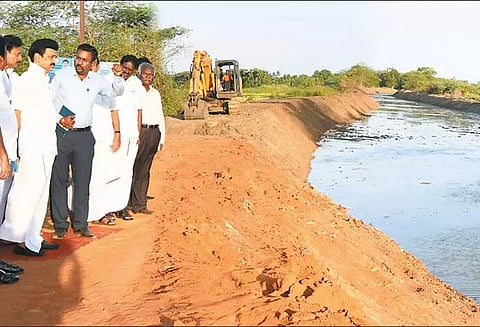 மேட்டூர் அணை திறப்பு எதிரொலி; முதல்-அமைச்சர் மு.க.ஸ்டாலின் நேரில் ஆய்வு