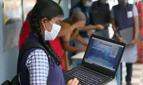 பிளஸ் 2 மாணவர்களுக்கு சென்னை பல்கலைக்கழகத்தில் " இலவச கல்வி திட்டம்"