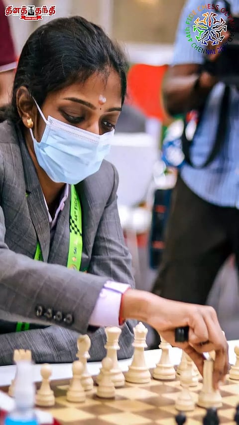 Twitter: @chennaichess22