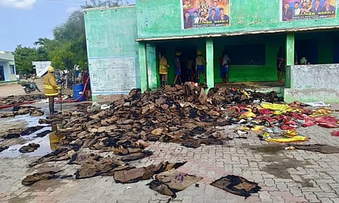 திருமங்கலம்: ரேஷன் கடையில் பயங்கர தீ; இலவச வேட்டி-சேலைகள் எரிந்து நாசம்