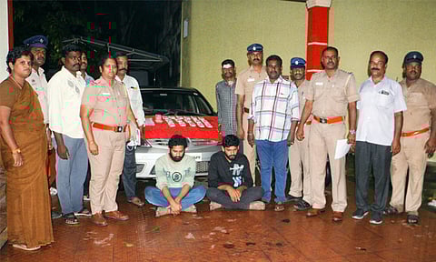 வேலூர்: டாக்டர் வீடுகளில் கைவரிசை காட்டிய சகோதரர்கள் கைது