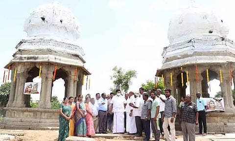 தேசிங்கு ராஜா, ராணிபாய் நினைவிடத்தில் அமைச்சர் காந்தி ஆய்வு