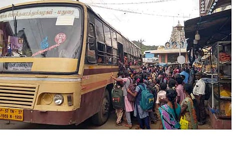 கடமலைக்குண்டு வழியாக தேனிக்கு கூடுதல் அரசு டவுன் பஸ்கள் இயக்க கோரிக்கை