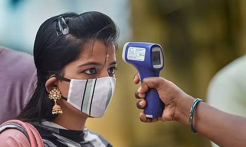 இந்தியாவில் இன்று சற்று குறைந்த தினசரி கொரோனா பாதிப்பு...!