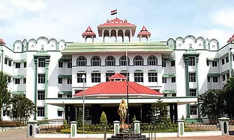 தென்காசி மாவட்ட கலெக்டர் அலுவலக கட்டுமானப் பணிகளுக்கு இடைக்கால தடை - ஐகோர்ட்டு மதுரை கிளை