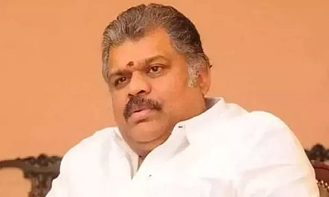 நூல் விலையை உடனடியாக குறைக்க வேண்டும்: மத்திய மந்திரி பியூஸ்கோயலிடம் ஜி.கே.வாசன் கோரிக்கை