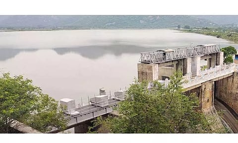 கல்வராயன்மலை பகுதியில் மழை முழு கொள்ளளவை எட்டுகிறது கோமுகி அணை உபரிநீர் திறக்கப்படும் என்பதால் கரையோர கிராமங்களுக்கு எச்சரிக்கை