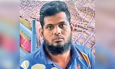 திருவள்ளூரில் தீவிரவாத அமைப்புகளுடன் தொடர்பு; வாலிபர் சுற்றிவளைப்பு - குற்றப்புலனாய்வு பிரிவு போலீசார் அதிரடி நடவடிக்கை