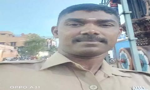 எட்டயபுரம் அருகே விபத்தில் ஊர்க்காவல் படைவீரர் பலி