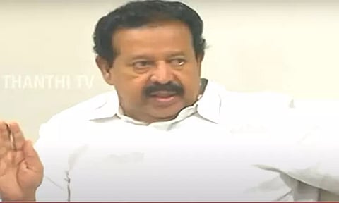 அனைத்து பல்கலைக் கழகங்களிலும் ஒவ்வொரு செமஸ்டரிலும் தமிழ், ஆங்கிலப் பாடம் - அமைச்சர் பொன்முடி தகவல்