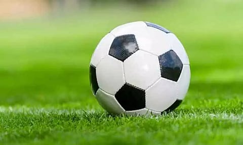 இந்திய கால்பந்து சம்மேளன நிர்வாகிகள் தேர்தலில் 20 பேர் போட்டி