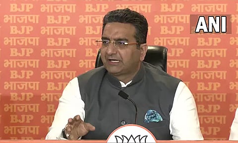 டெல்லியில் 500 புதிய பள்ளி கூடங்கள் எல்லாம் வராது: பா.ஜ.க. அதிர்ச்சி தகவல்